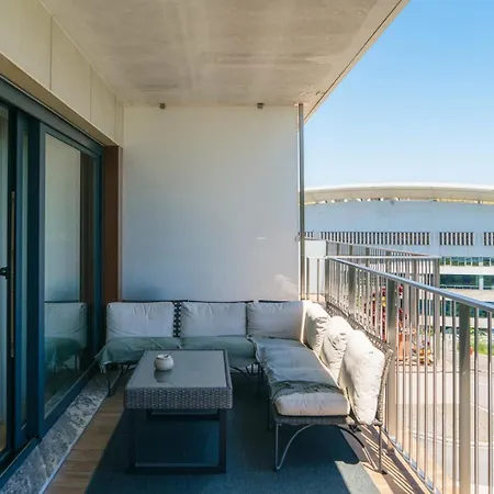 W/ Balcony, Pool & Gym | Antas By Host Wise