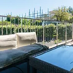 W/ Balcony, Pool & Gym | Antas By Host Wise * Porto