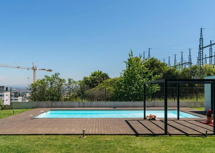 Lejlighed W/ Balcony, Pool & Gym | Antas By Host Wise *