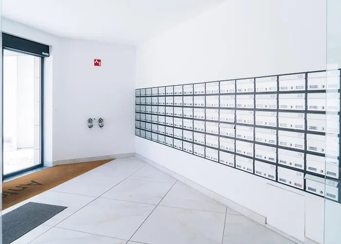 Appartamento W/ Balcony, Pool & Gym | Antas By Host Wise Oporto