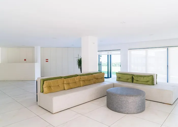 W/ Balcony, Pool & Gym | Antas By Host Wise Appartamento Oporto