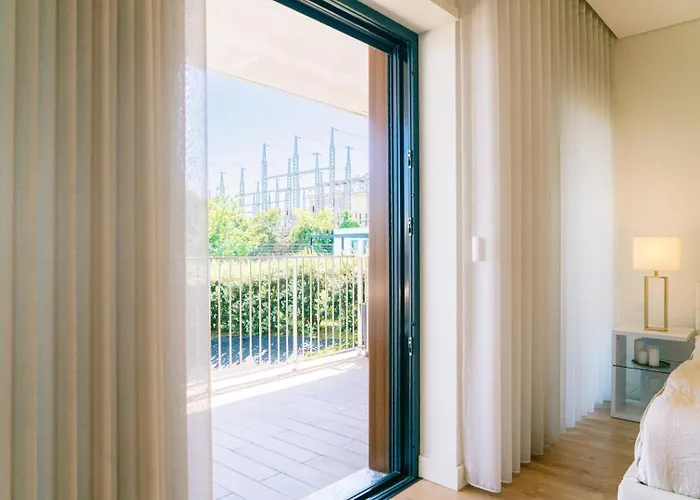 W/ Balcony, Pool & Gym | Antas By Host Wise *