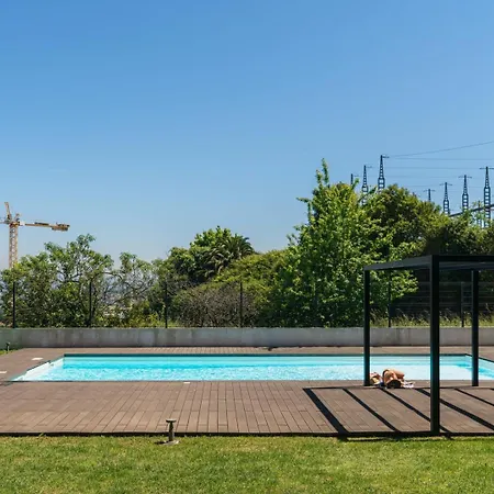 Apartment W/ Balcony, Pool & Gym | Antas By Host Wise *