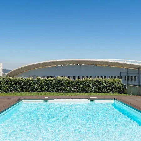W/ Balcony, Pool & Gym | Antas By Host Wise Porto