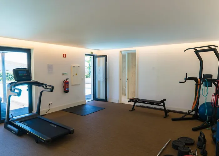 W/ Balcony, Pool & Gym | Antas By Host Wise Appartement